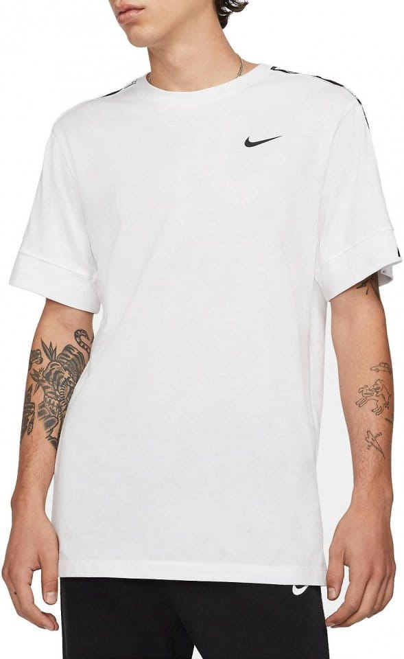 Nike Repeat T-Shirt
